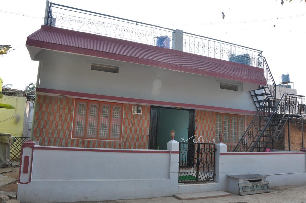 האמפי Kamala Guest House מראה חיצוני תמונה